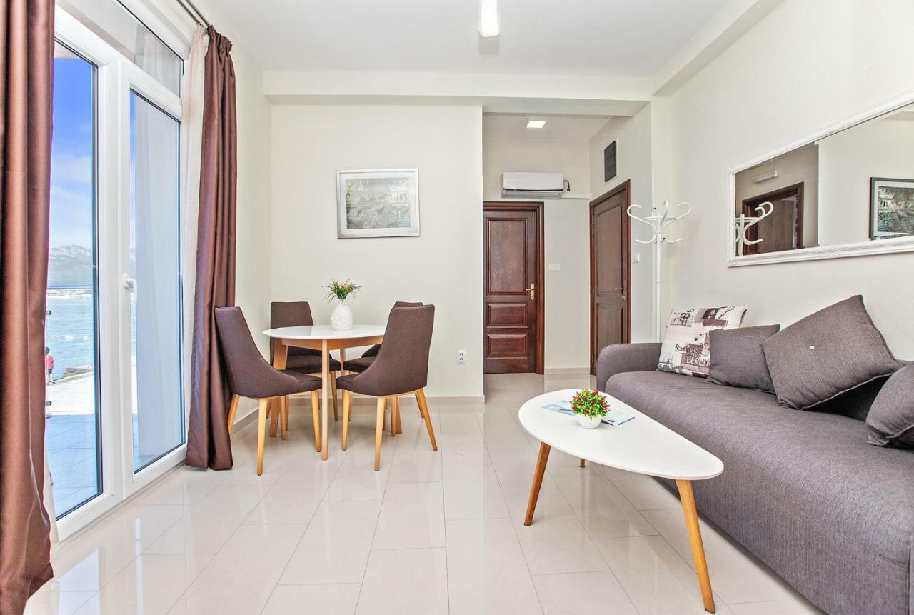 Apartments Isja Tivat Buitenkant foto